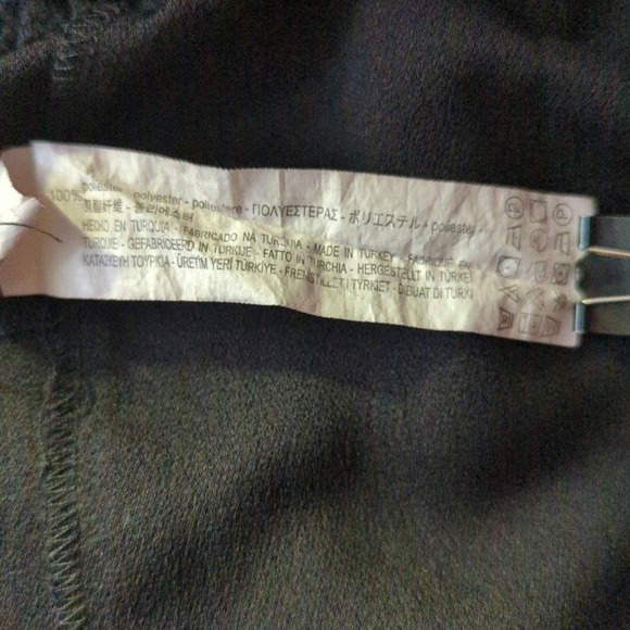 Zara Basic‎ Black Romper Cold Shoulder Woman's Size XS Short Sleeve V-Neck - Picture 11 of 14